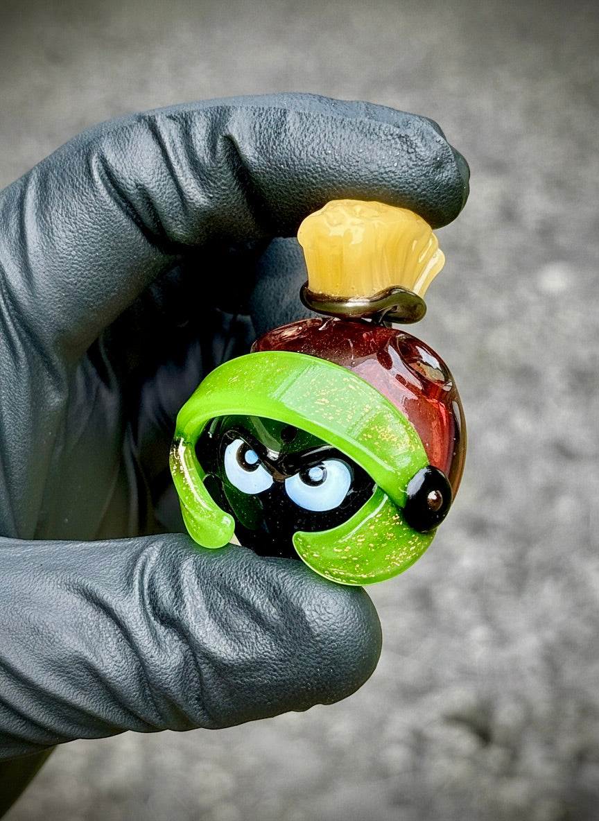 Marvin Pendant