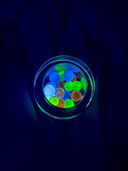 ☄️UV Reactive Pearls