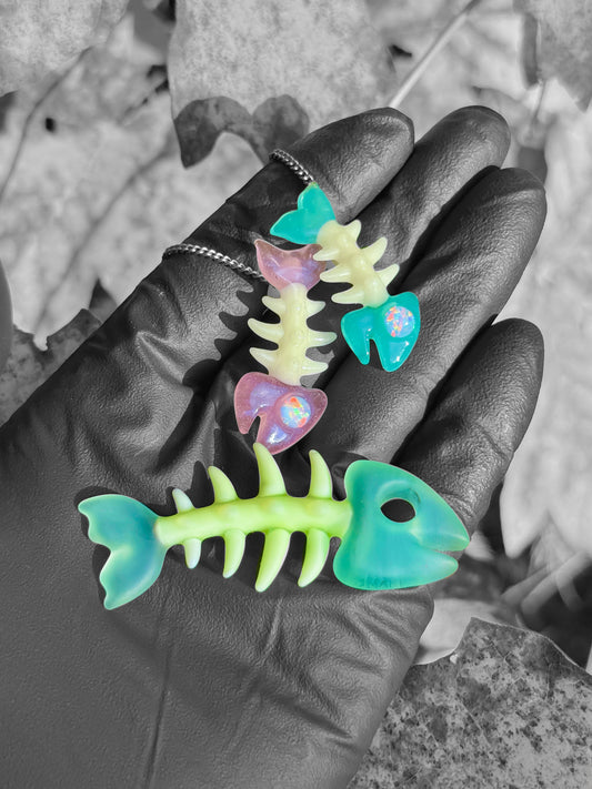 Catch O' The Day Opal Eye Pendant