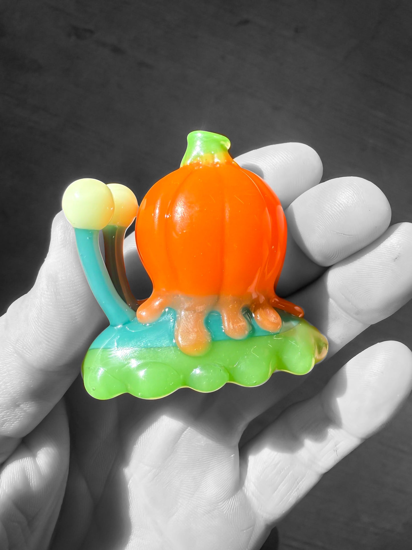 SpongeBob Gary Halloween Chillum (UV)