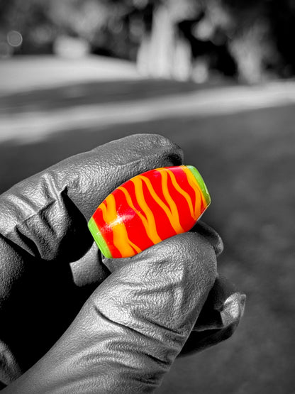 Guatemalan Insanity Pepper Oval Bead