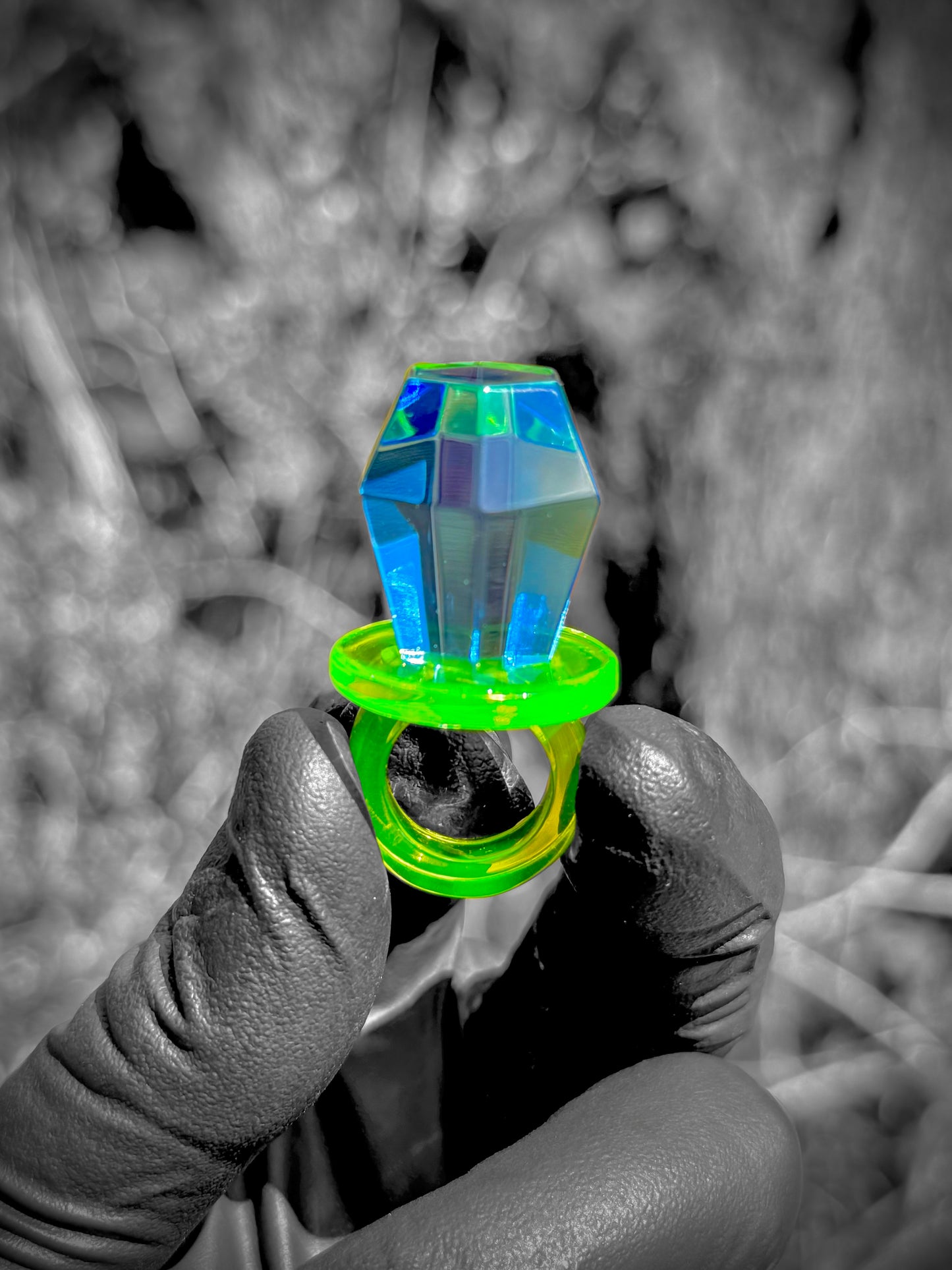 Ring Pop Pendants (Assorted Colors)