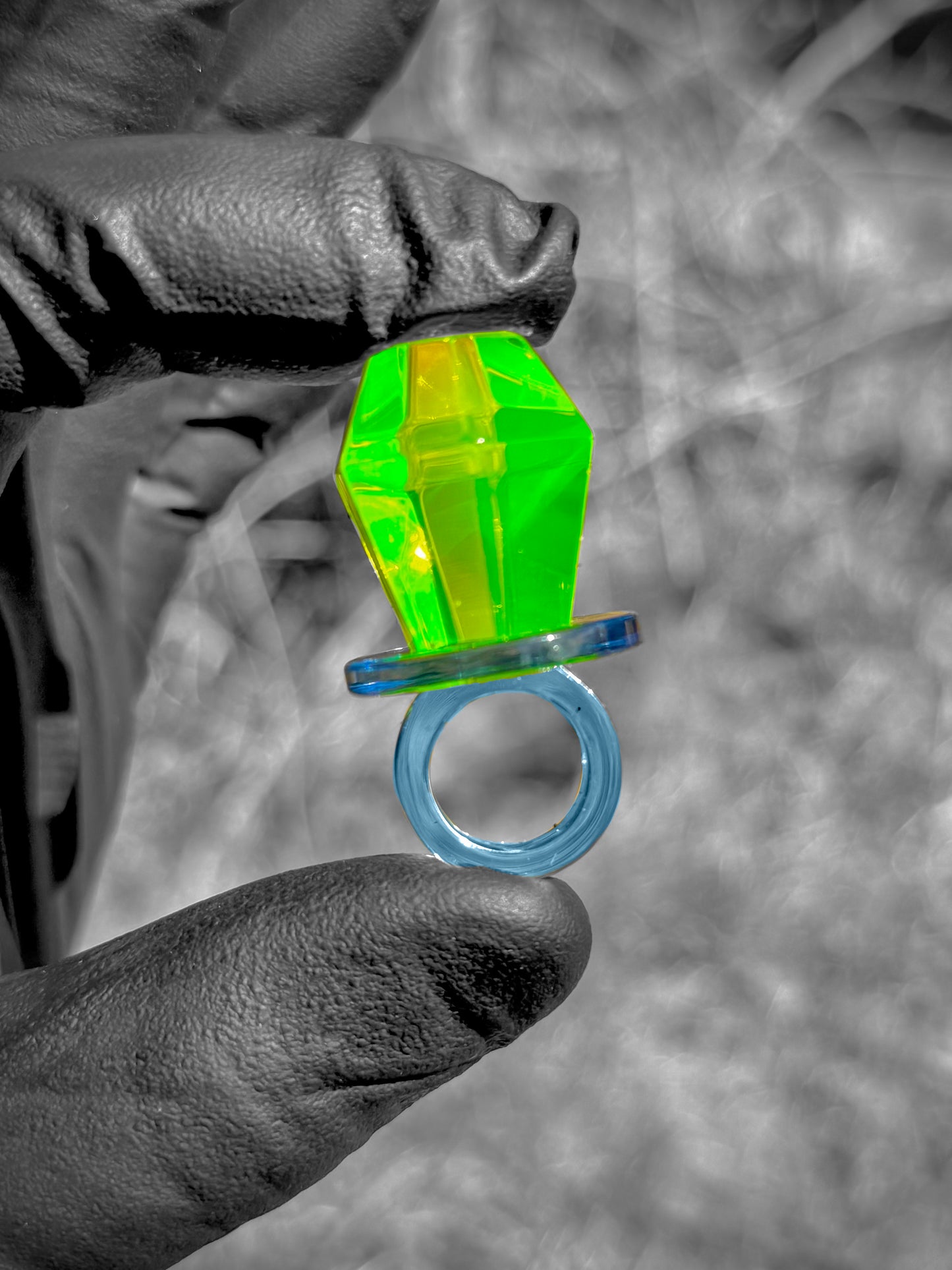 Ring Pop Pendants (Assorted Colors)